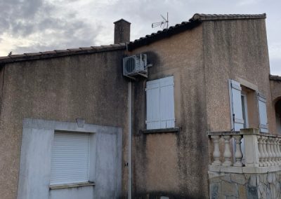 Façade sale à Nimes