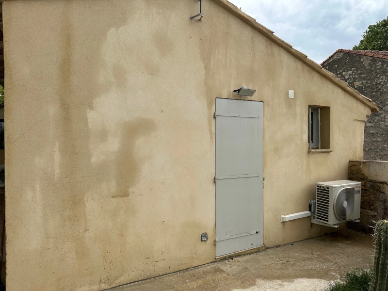 nettoyage de façade à calvisson après traitement